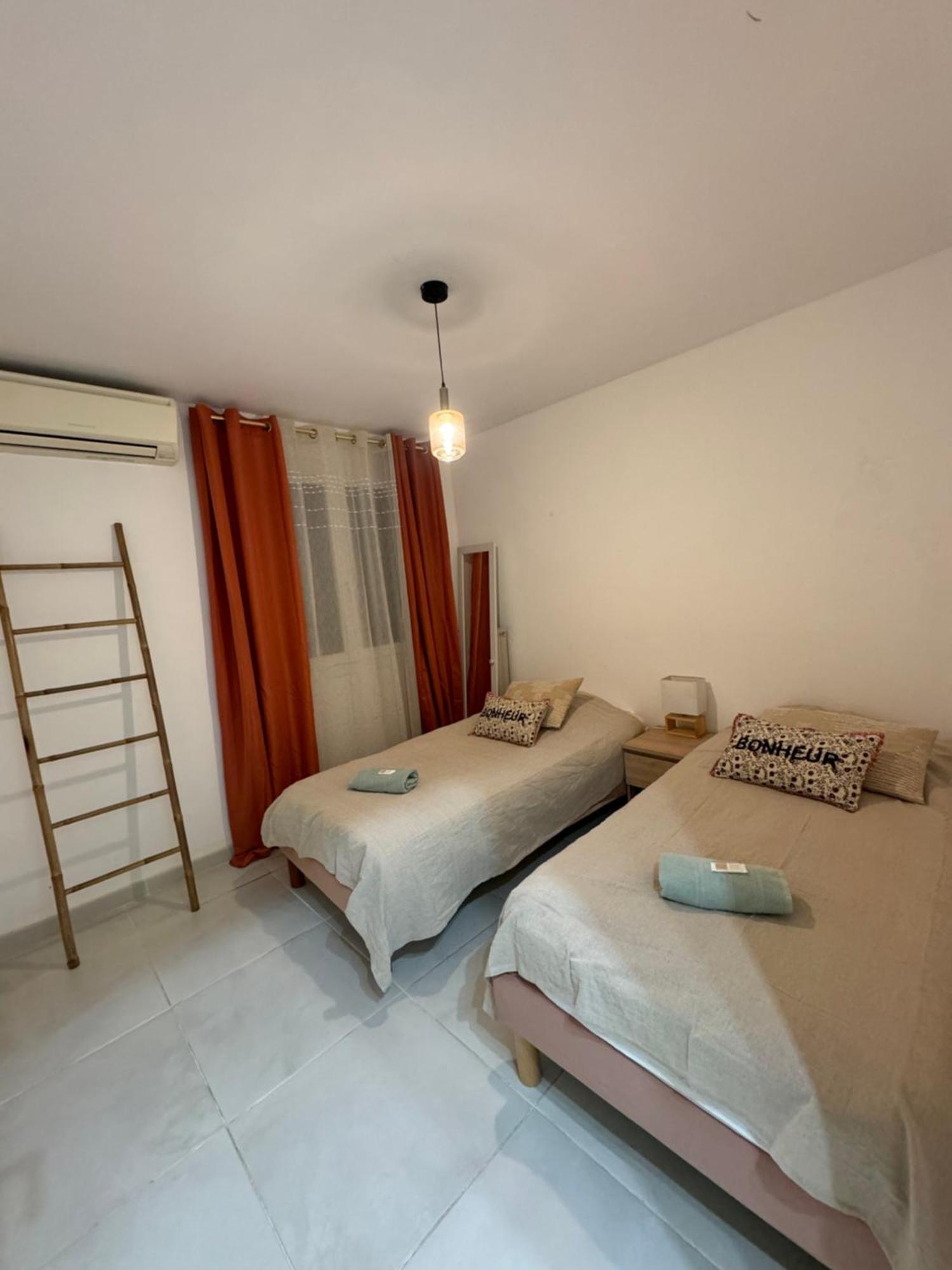 Maison 3Chambres ,Climatisee Nîmes Dış mekan fotoğraf